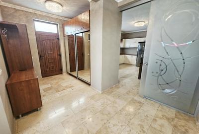 Casă individuală cu 4 camere cu Canalizare în 9 Mai - 21