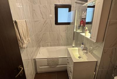 Apartament cu 3 camere decomandat, mobilat în Far - 8