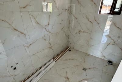 Casă cu 4 camere în Central - 2