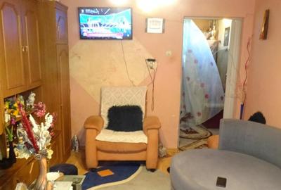 Vand apartament 2 camere decomandat in Deva, zona Micro 15, etaj 6, Vand apartament 2 camere decomandat in Deva, zona Micro 15, etaj 6, - 3