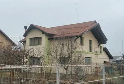 Casă cu 5 camere cu Teren 556 Mp în Stupini - 14
