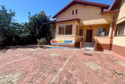 Casă cu 4 camere cu Canalizare în Ultracentral - 3