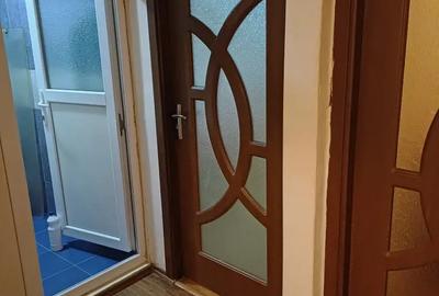 De inchiriat apartament situat in Valcea etaj 1 nord strada Doctor Hacman - 2