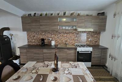 Casă individuală cu 5 camere cu Teren 2500 Mp în Luncușoara - 9