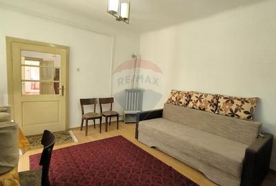 Casa cu potential in zona semicentrala din Medias, Strada Avram Iancu - 10