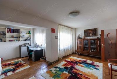 Apartament 4 camere de vanzare - Centru Civic - 2