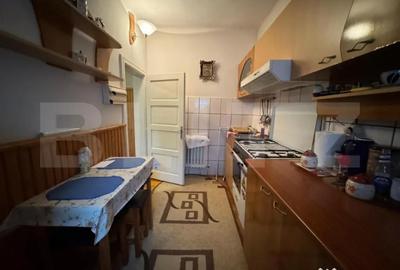 Casă cu 6 camere cu Teren 1858 Mp în Central - 3
