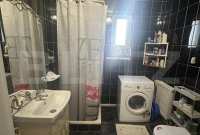 Doua case de vanzare cu 3 camere 120mp, intr-o curte de 536mp teren, zona 14 MAI - 5