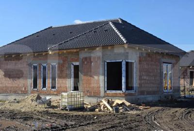 Casă cu 3 camere cu Teren 500 Mp în Unirea - 11