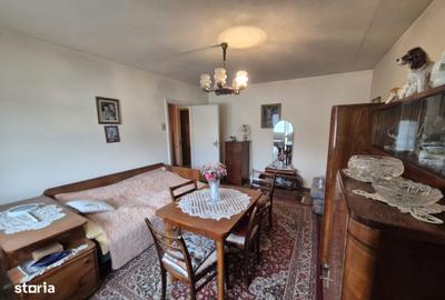 Garsonieră decomandată în Central - 11