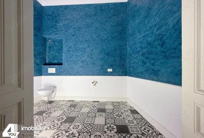 Casa S+P+M zona Ultracentrala la curte cu 2 vecini, recent renovata - 1