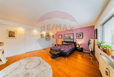 Casă cu 4 camere cu Garaj în Subcetate - 9