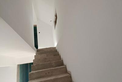 Casă cu 4 camere în Brebu - 2