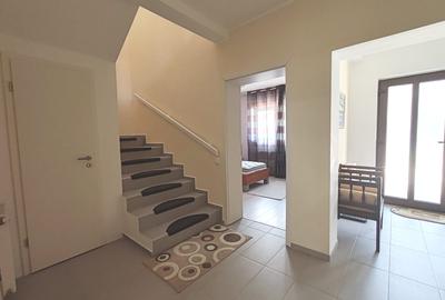 Casă individuală cu 4 camere cu Canalizare în Sânpetru - 3