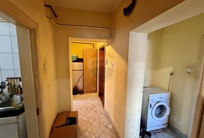 Apartament cu 3 camere decomandat în Central - 2