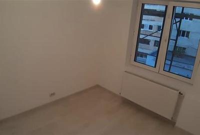 Apartament cu 4 camere semidecomandat, mobilat în Central - 5