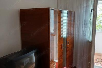 Inchiriere apartament 3 camere Hu?i - 5