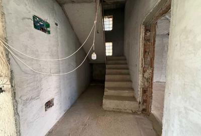 Casă cu 4 camere în Pasărea - 2