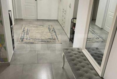 Apartament cu 3 camere decomandat în Central - 3