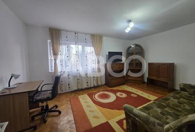 Apartament 2 camere de inchiriat decomandat 52 mp zona Strand Sibiu - 1