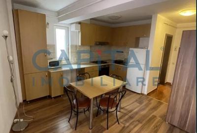 Garsonieră decomandată în Central - 1