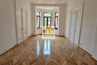 Unirii- Cartierul Evreiesc 320 mp-15 incaperi/ It/ Creatie/ Showroom - 1
