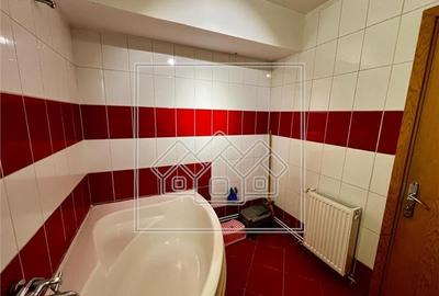 Ap cu 2 camere, 45 mp utili, pod - Zona Strand - 9