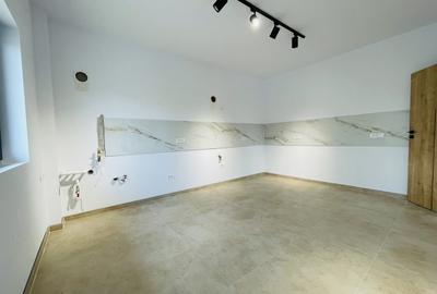 Casă cu 4 camere cu Teren 428 Mp în Domnești - 12