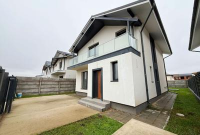 Vila Individuala / Gata de mutare /  5 Camere / 3 Bai / Teren 400 mp - 2