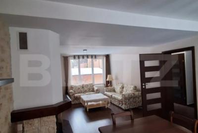 Casă cu 5 camere în Central