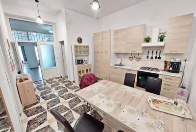 Apartament cu 3 camere semidecomandat, mobilat în Central - 17