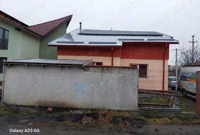 Casă cu 5 camere în Central