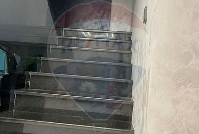 Casă cu 6 camere cu Teren 560 Mp în Preajba - 11