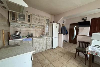 Casă cu 3 camere cu Canalizare în Gârceiu - 4