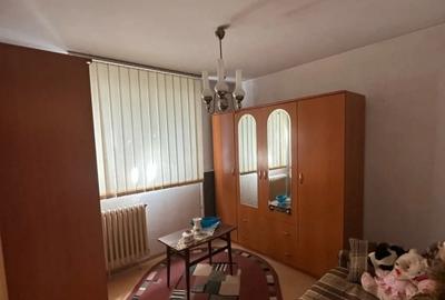 Apartament 3 camere Piata Progresul - 2