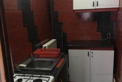 Casă cu 14 camere cu Teren 330 Mp în Central - 24