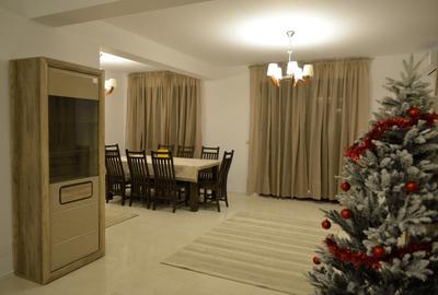 Vilă duplex lux | Pădurea Băneasa | 200 mp utili | Parcare + curte privată