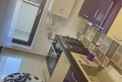 Garsonieră decomandată în Central - 2