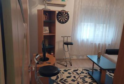 Garsoniera de inchiriat, decomandata - 6