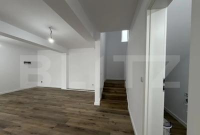 Casă cu 4 camere cu Teren 190 Mp în Valea Rosie