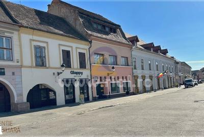 Casă cu 5 camere cu Teren 800 Mp în Central - 6