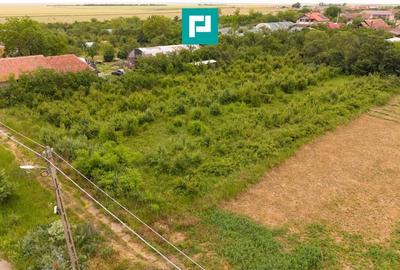 Teren de 2398 mp, în Tisa - 3