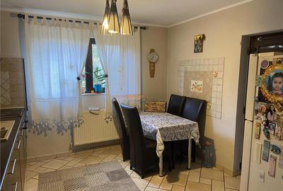 Casa de in Focsani , parter si mansarda ,suprafata utila de - 17