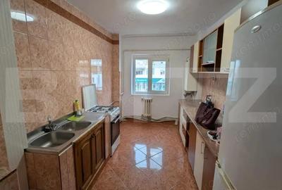 Apartament de vanzare, 63 mp, zona Cetate - 6