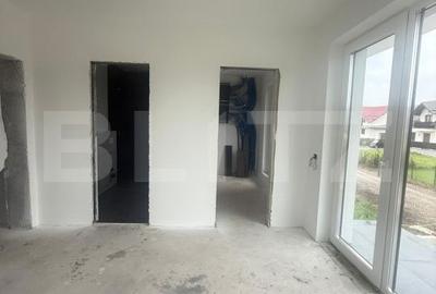 Casă cu 5 camere cu Teren 600 Mp în Central - 1