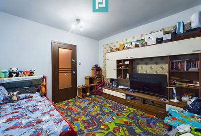 Apartament cu 2 camere decomandat în Intim - 12