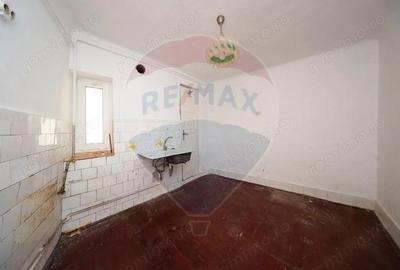 Corp de casa cu 2 studiouri independente, ideal pentru regim hotelier - 6