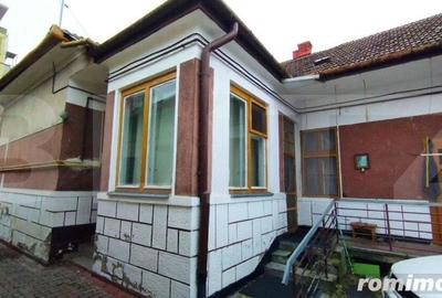 Casa 154 mp, teren 258 mp, zona strazii Bucuresti - 2