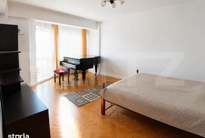 Apartament cu 4 camere în Central