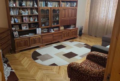 Apartament cu 2 camere decomandat în Sud